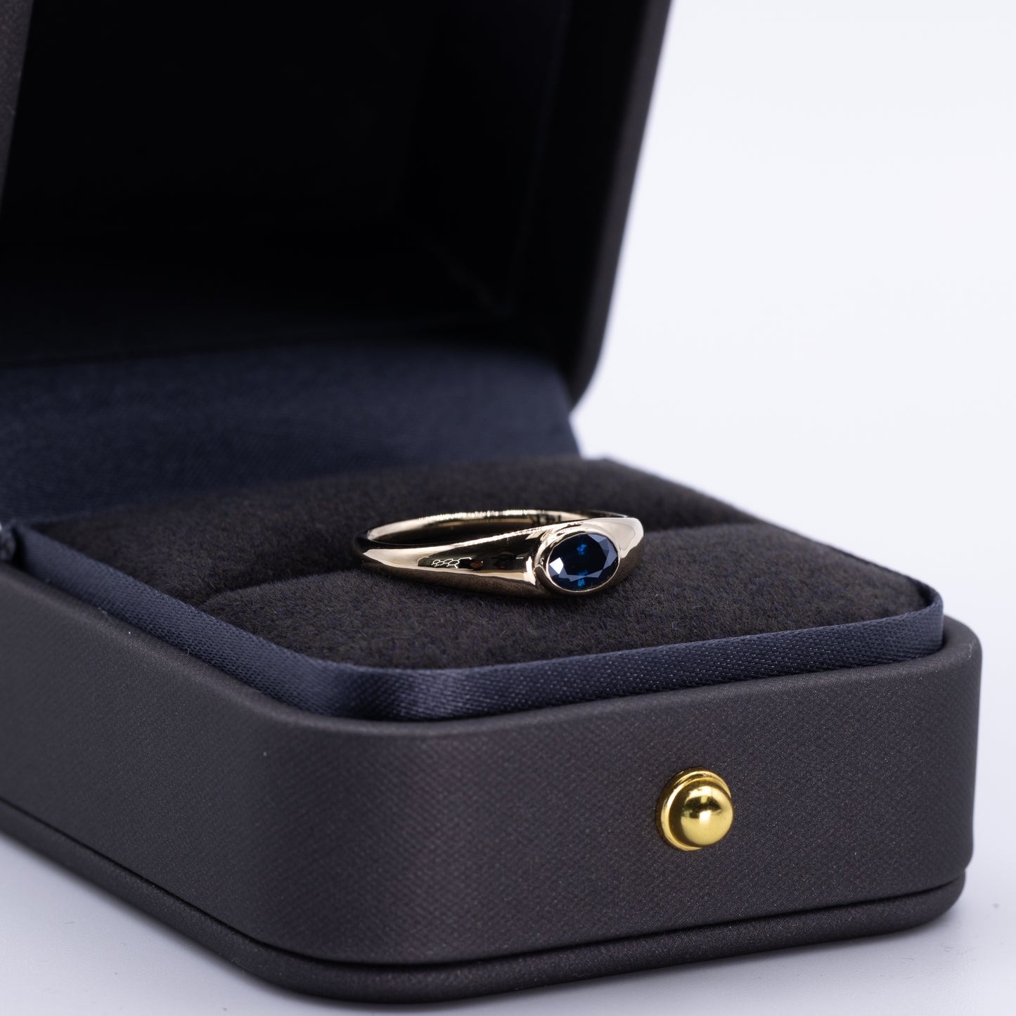 Natural Blue Sapphire 14K Taper Ring