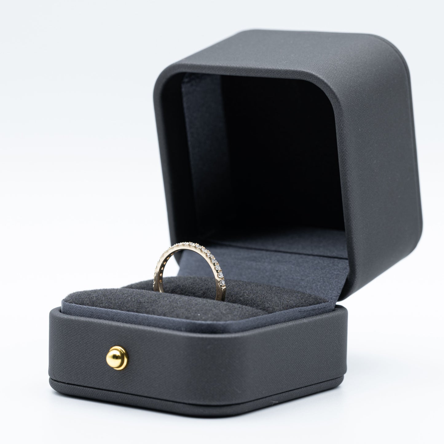 14K Diamond Anniversary Band