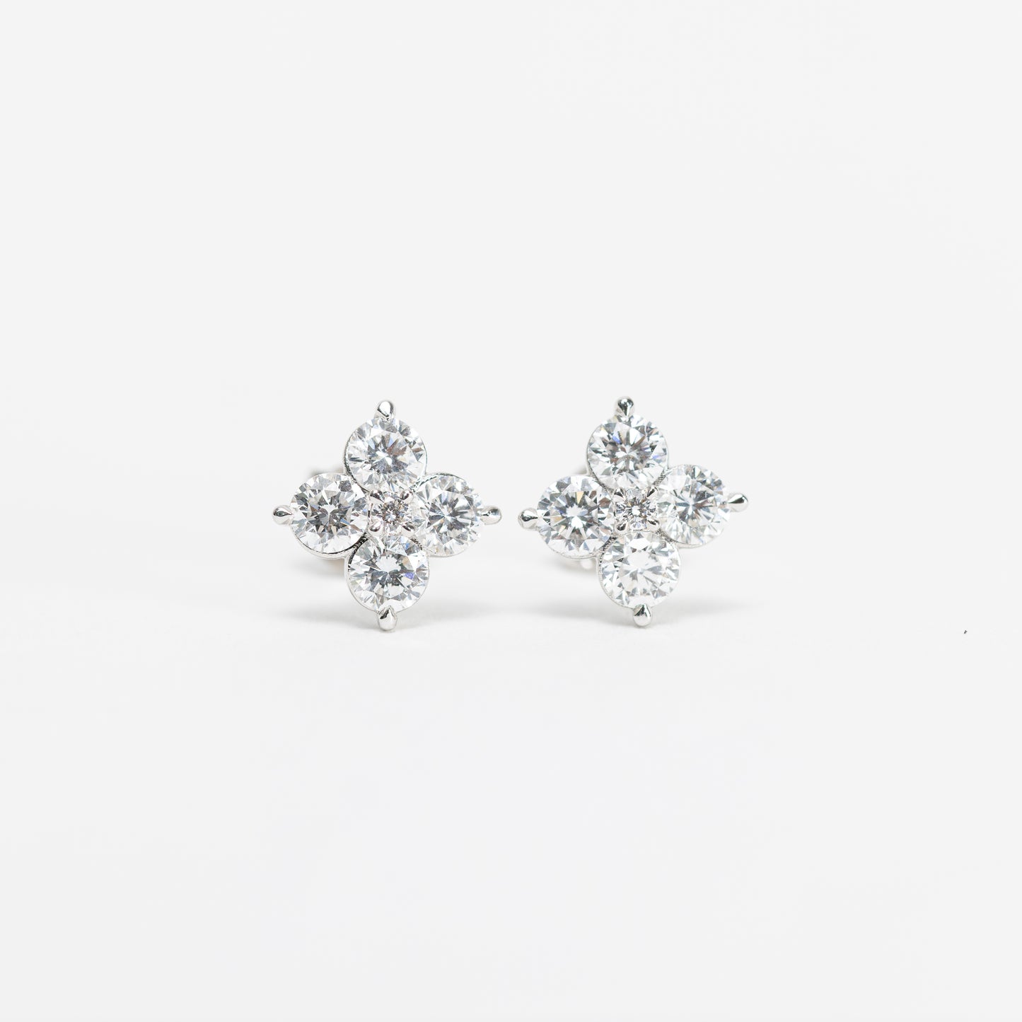 1.15 ct Colorless Lab Grown Diamond Clover Studs