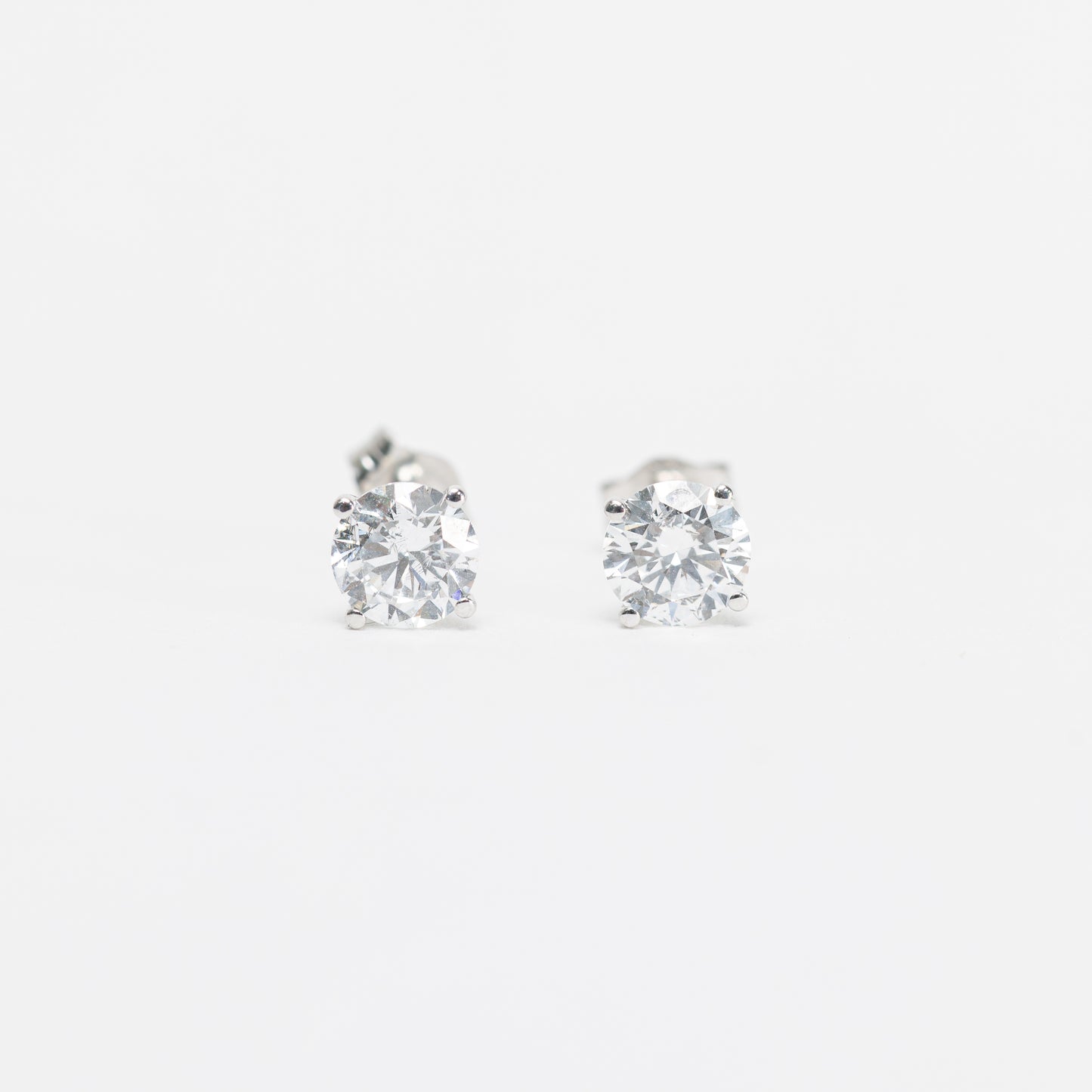 1 ctw Colorless Lab Grown Diamond 14K Studs